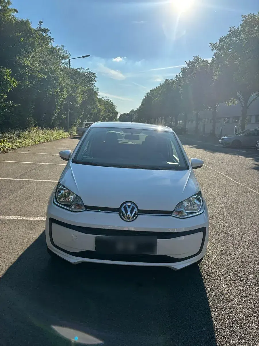 Gebraucht VW up! Sound 60 PS (44 kW) 2017 Weiß Kleinwagen
