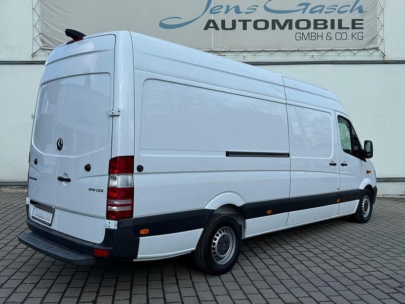 Gebraucht Mercedes Sprinter 190 PS (139 kW) 2018 Arktikweiß Van