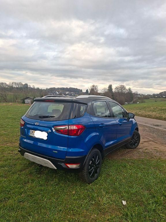 Gebraucht Ford Ecosport Titanium 125 PS (91 kW) 2016 Blau SUV