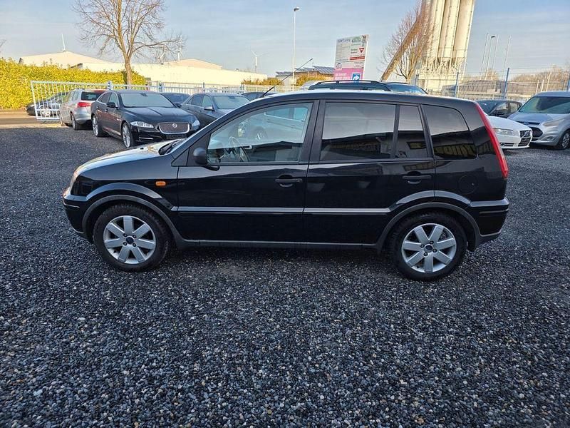 Second-hand Ford Fusion 68 CP (50 kW) 2004 Negru Berlinǎ