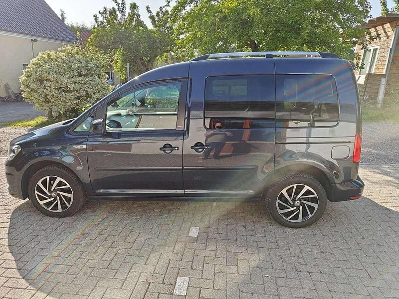 Gebraucht VW Caddy Comfortline 102 PS (75 kW) 2019 Blau Van / Kleinbus