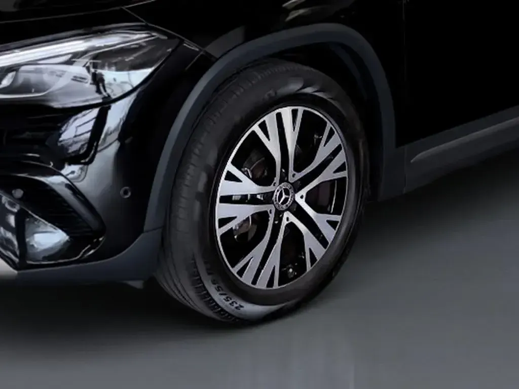 Gebraucht Mercedes GLA200 Progressive 150 PS (110 kW) 2024 Schwarz SUV
