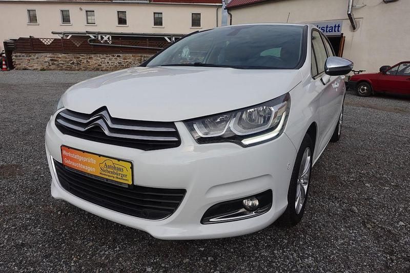 Gebraucht Citroën C4 PureTech 110 PS (80 kW) 2016 Blanc banquise Limousine