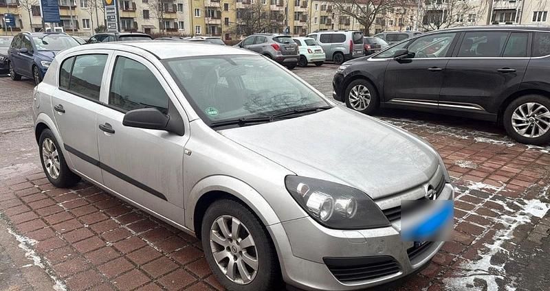 Gebraucht Opel Astra 105 PS (77 kW) 2004 Silber Kombi
