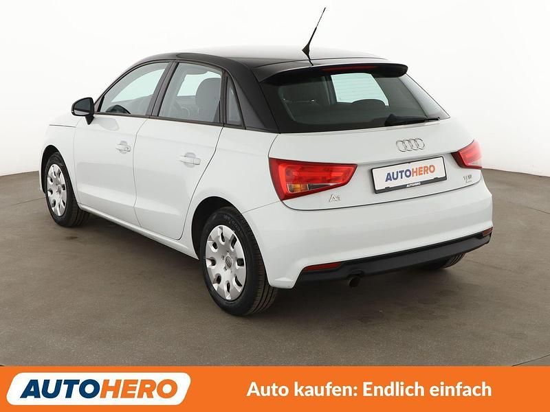 Gebraucht Audi A1 Comfort 95 PS (69 kW) 2015 Weiß Kleinwagen