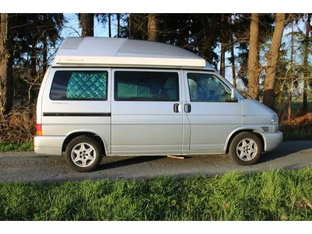 Begagnad VW Multivan 102 HK (75 kW) 2002 Unbekannt Minibuss
