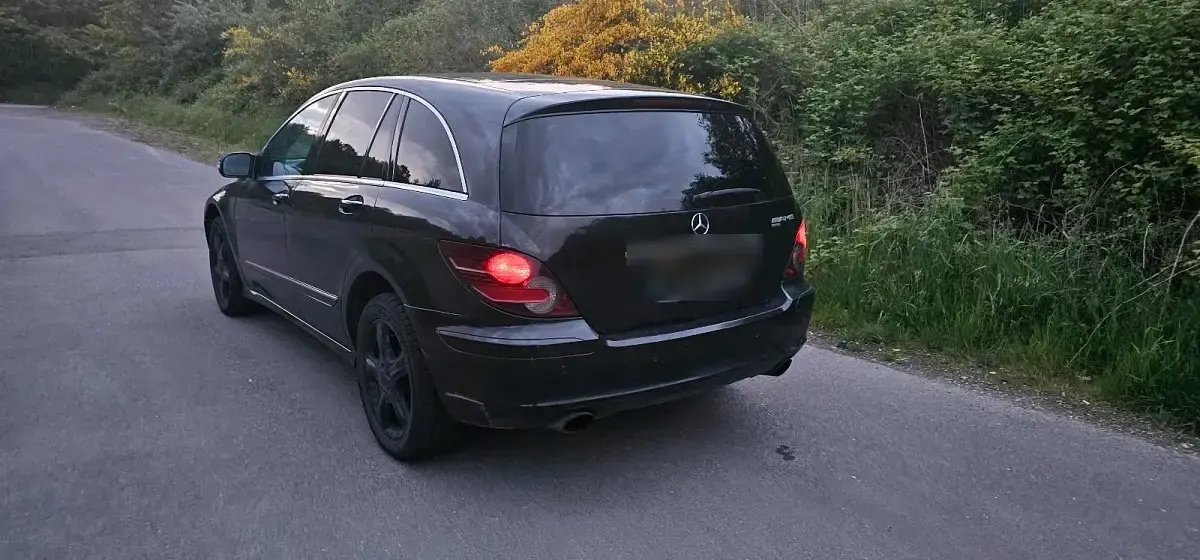 Gebraucht Mercedes R320 AMG 224 PS (164 kW) 2006 Schwarz Van / Kleinbus