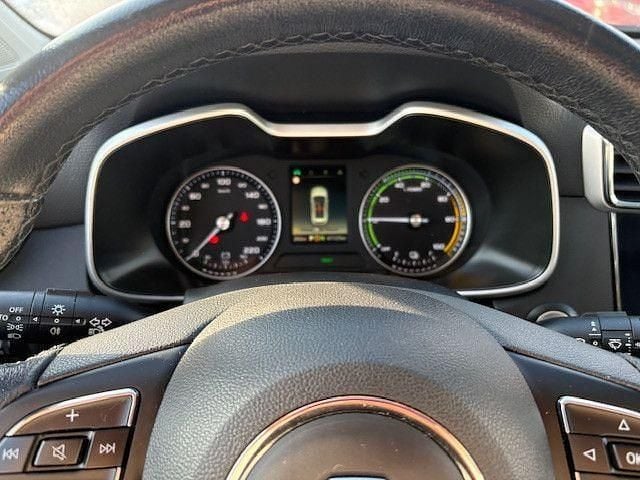 Gebraucht MG ZS Luxury 105 kW (143 PS) 2021 Rot SUV