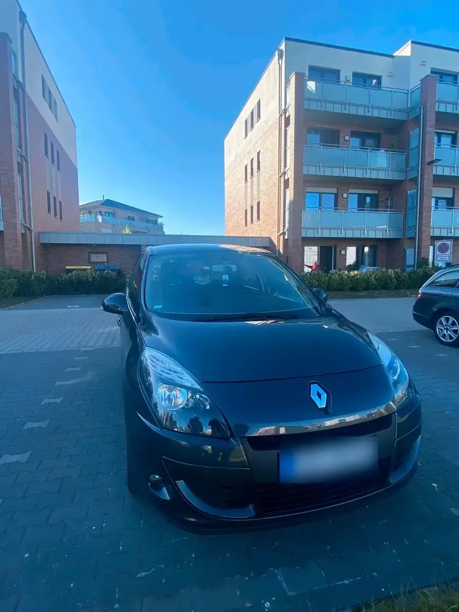 Gebraucht Renault Scénic III 116 PS (85 kW) 2011 Schwarz Van / Kleinbus
