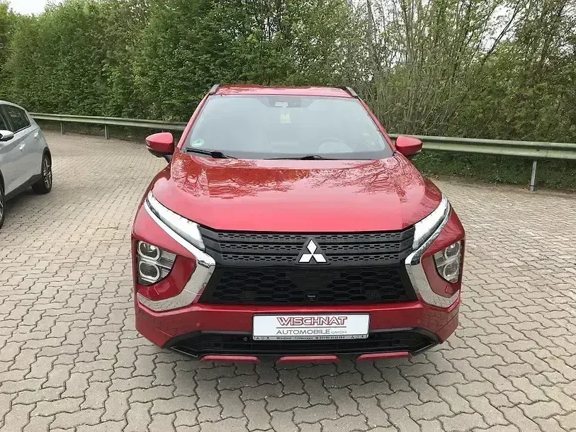 Gebraucht Mitsubishi Eclipse Cross Plus 98 PS (72 kW) 2022 Dynamik rot (d) SUV