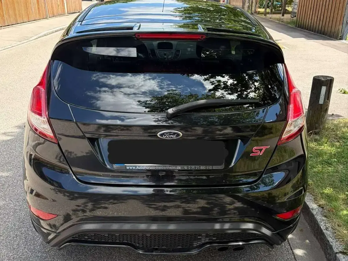 Gebraucht Ford Fiesta ST 182 PS (133 kW) 2013 Schwarz Limousine