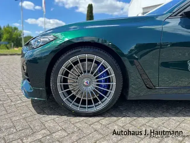 Gebraucht Alpina D4 355 PS (261 kW) 2024 Gruen Coupé