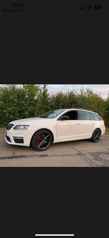 Weiß Gebraucht 2015 Skoda Octavia RS Limousine | 16.500 € (Guter Preis) - Bild 1/4