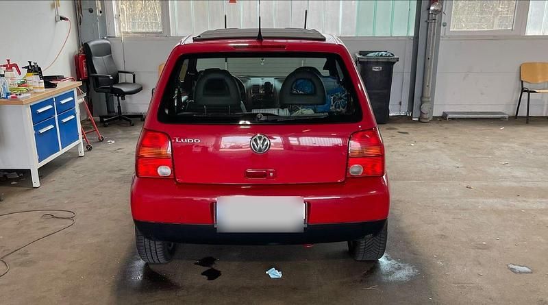 Gebraucht VW Lupo 75 PS (55 kW) 2002 Rot Kleinwagen