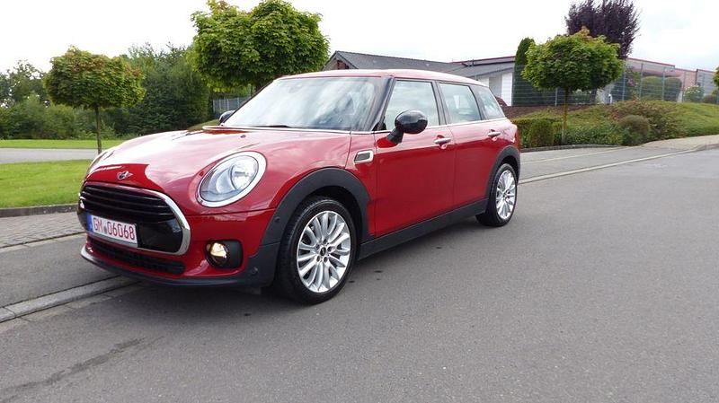 Rot Gebraucht 2016 Mini Cooper Clubman Kombi | 13.400 € (Fairer Preis) - Bild 1/4