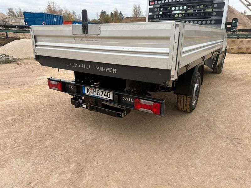 Gebraucht Iveco Daily 136 PS (100 kW) 2019 Weiß