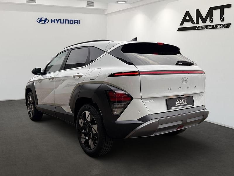 Gebraucht Hyundai Kona Trend 137 PS (100 kW) 2025 Atlas white / sol SUV