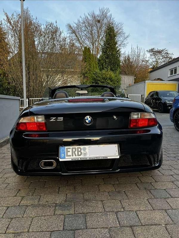 Gebraucht BMW Z3 140 PS (102 kW) 1996 Schwarz Cabrio