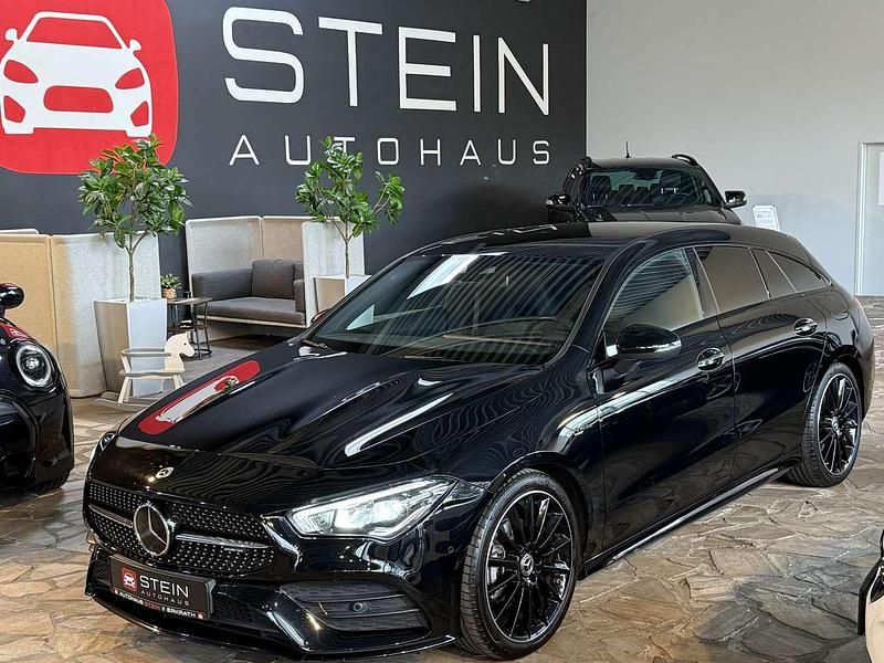 Nachtschwarz unilack Gebraucht 2021 Mercedes CLA200 AMG Kombi | 28.990 € (Fairer Preis) - Bild 1/4