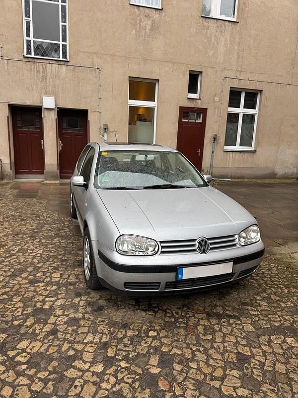 Gebraucht VW Golf 75 PS (55 kW) 2000 Silber Coupé
