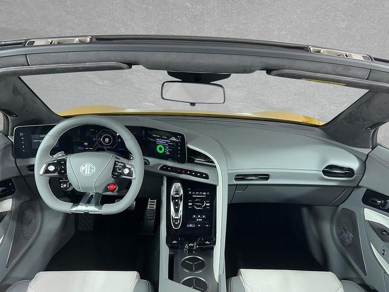 Gebraucht MG Cyberster 375 kW (510 PS) 2025 Gelb Cabrio