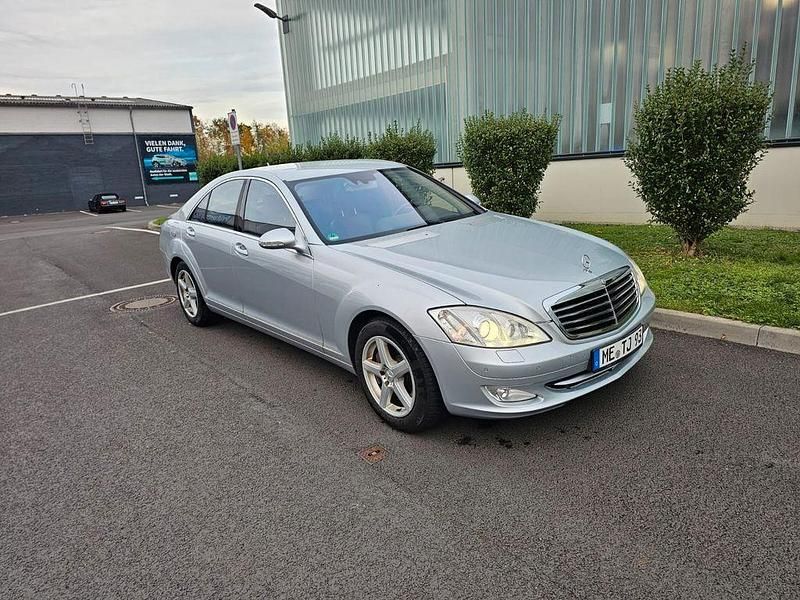 Silber Gebraucht 2006 Mercedes S500 Limousine | 9.300 € (Guter Preis) - Bild 1/4