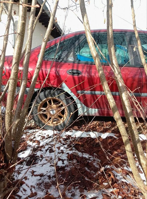Gebraucht Renault Laguna 105 PS (77 kW) 1998 Rot Limousine