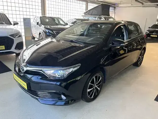Gebraucht Toyota Auris Comfort 116 PS (85 kW) 2016 Schwarz Limousine