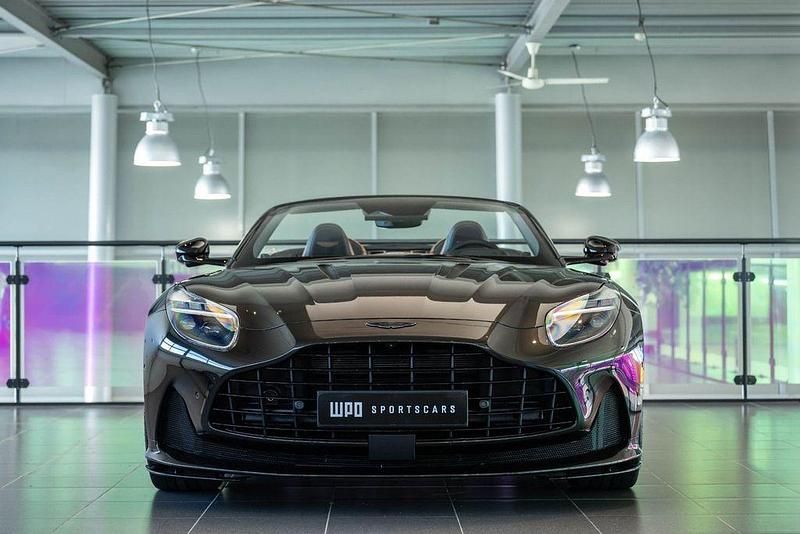 Gebraucht Aston Martin DB12 680 PS (500 kW) 2024 Grün Cabrio