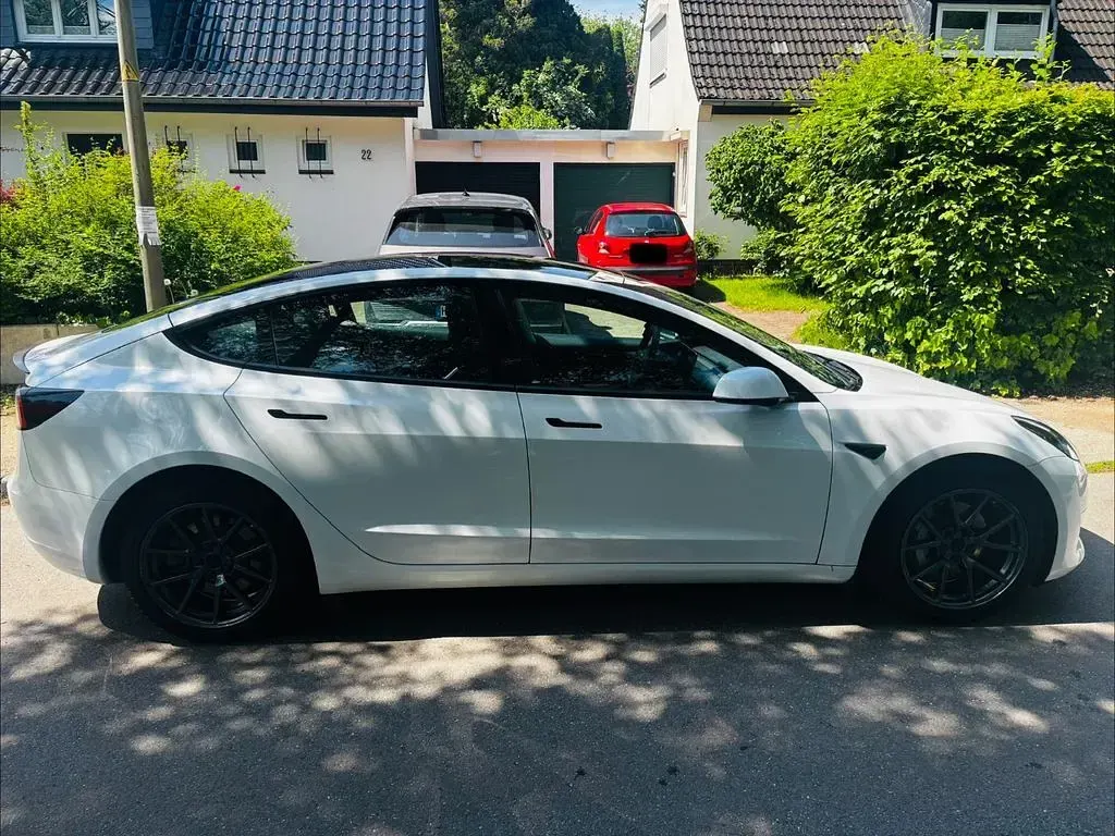 Gebraucht Tesla Model 3 Long Range AWD 366 kW (498 PS) 2023 Weiß Limousine