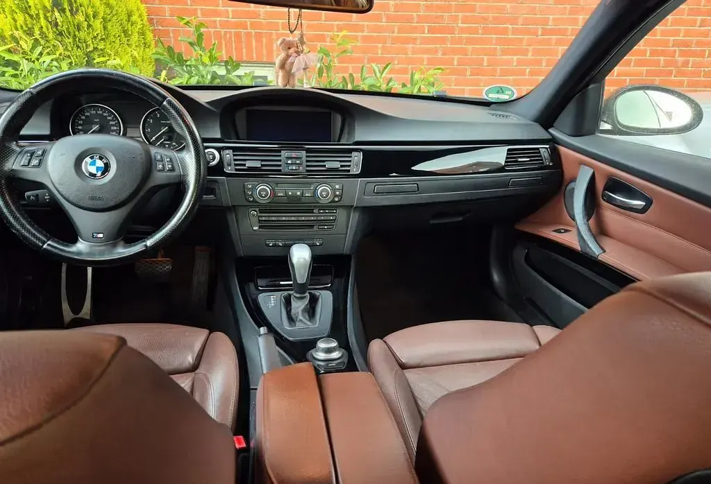 Gebraucht BMW 325 Performance 218 PS (160 kW) 2008 Schwarz Limousine