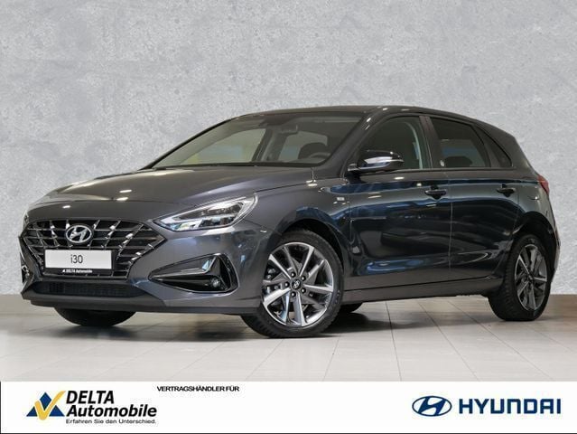 Dark knight / mic Gebraucht 2022 Hyundai i30 Trend Limousine | 20.480 € (Guter Preis) - Bild 1/2