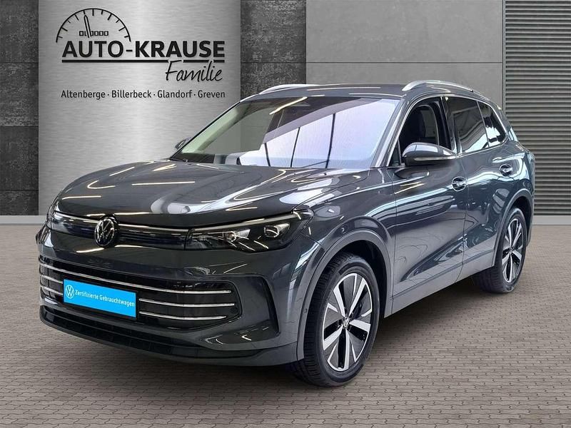 Grau Gebraucht 2024 VW Tiguan Elegance SUV | 39.745 € (Teuer) - Bild 1/4