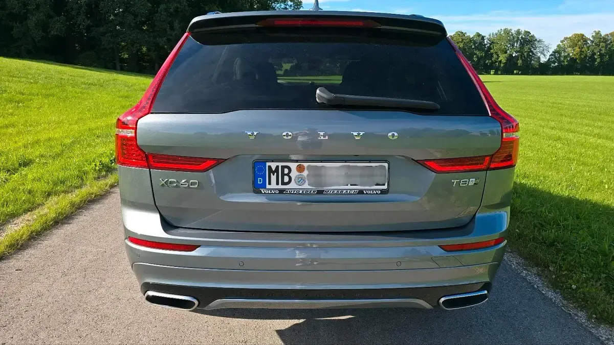 Gebraucht Volvo XC60 R-Design 392 PS (288 kW) 2019 Grau SUV