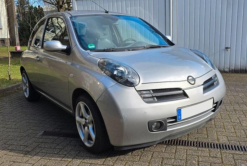 Gebraucht Nissan Micra 88 PS (64 kW) 2003 Silber Kleinwagen