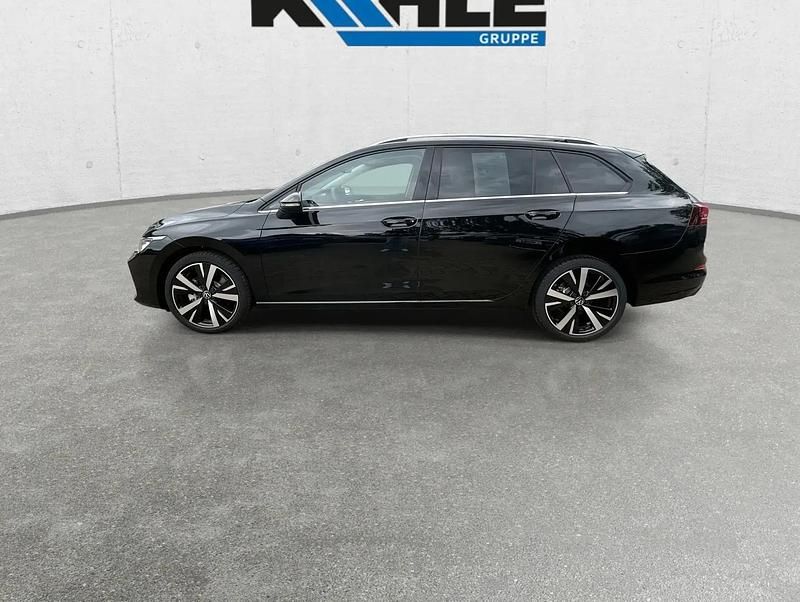 Gebraucht VW Golf VIII Style 150 PS (110 kW) 2024 Grenadillschwarz Kombi