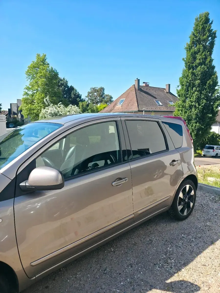 Gebraucht Nissan Note 90 PS (66 kW) 2012 Braun Kleinwagen