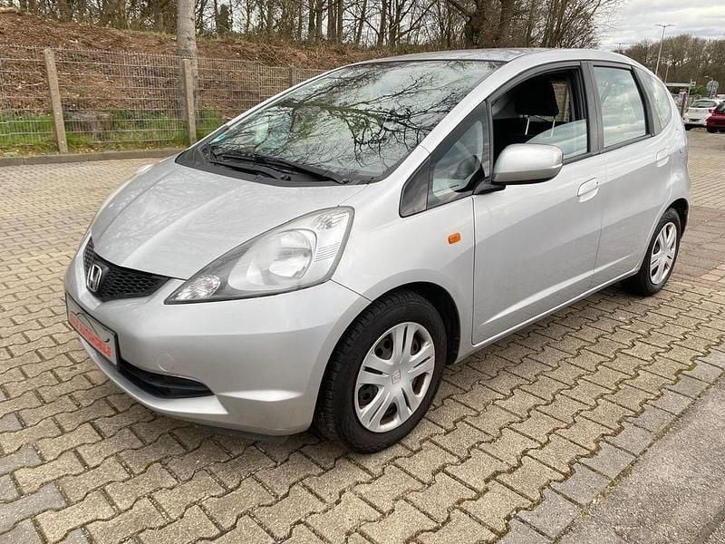 Gebraucht Honda Jazz Trend 90 PS (66 kW) 2009 Silber Kleinwagen