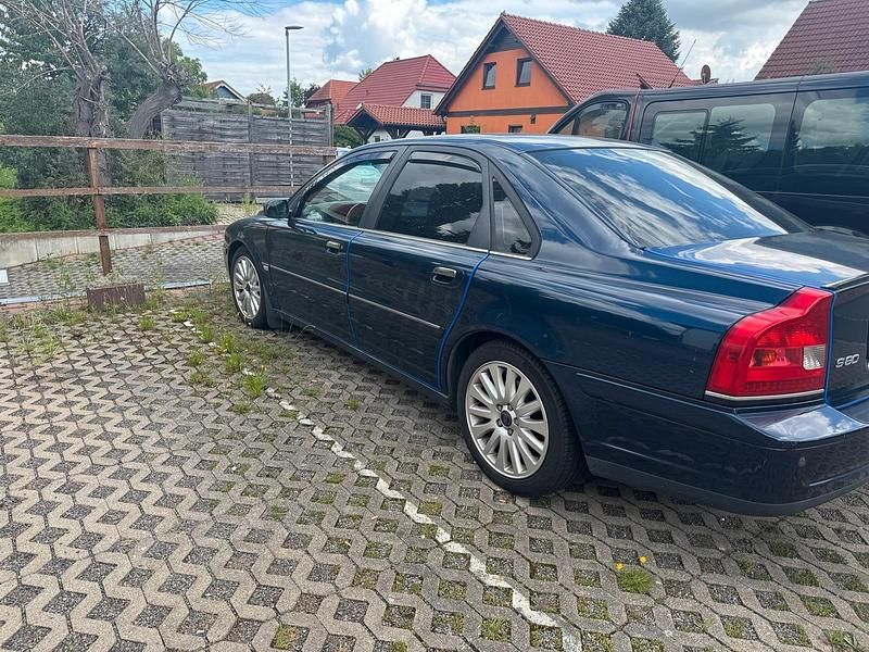 Blau Gebraucht 2003 Volvo S80 Limousine | 2.999 € (Fairer Preis) - Bild 1/4