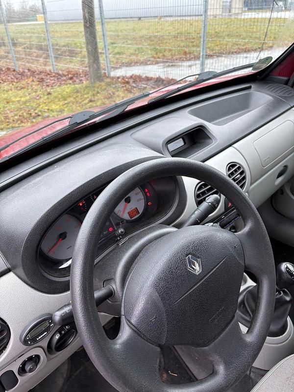 Gebraucht Renault Kangoo 95 PS (69 kW) 2004 Rot Van / Kleinbus