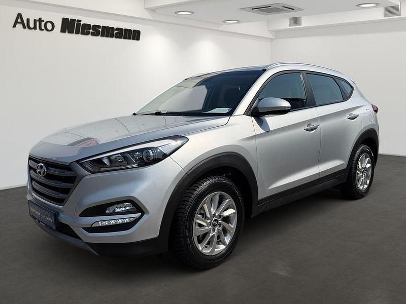 Silber Gebraucht 2016 Hyundai Tucson Premium SUV | 19.340 € (Fairer Preis) - Bild 1/4