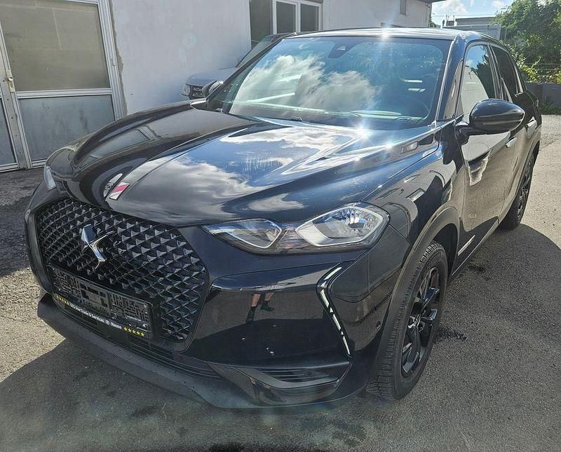 Schwarz Gebraucht 2019 DS Automobiles DS3 Crossback Performance SUV | 16.100 € (Fairer Preis) - Bild 1/4