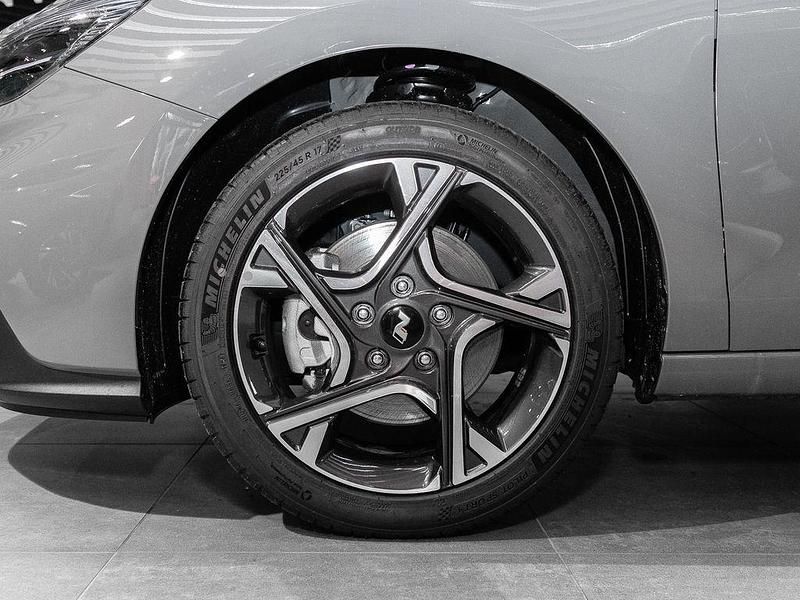 Neu Hyundai i30 N Line 140 PS (102 kW) 2025 Grau Limousine