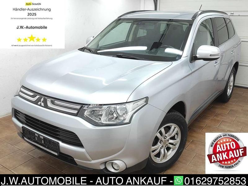 Silber Gebraucht 2013 Mitsubishi Outlander Invite SUV | 7.899 € (Fairer Preis) - Bild 1/4