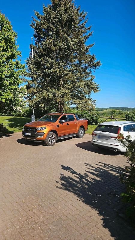 Gebraucht Ford Ranger Wildtrack 200 PS (147 kW) 2019 Orange Pickup