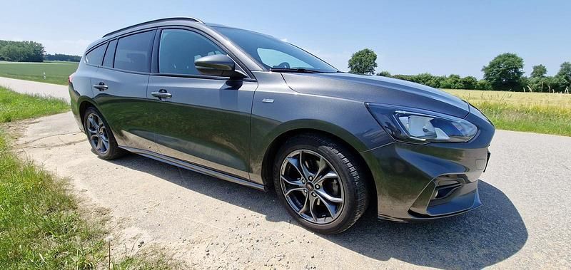 Usata Ford Focus ST-Line 125 CV (91 kW) 2019 Grigio Station wagon