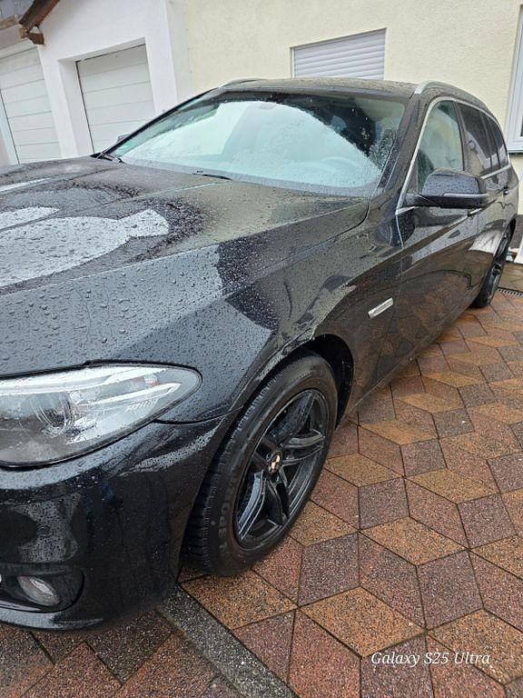 Gebraucht BMW 520 184 PS (135 kW) 2014 Schwarz Kombi