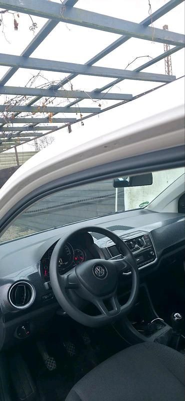Gebraucht VW up! 60 PS (44 kW) 2018 Weiß Kleinwagen