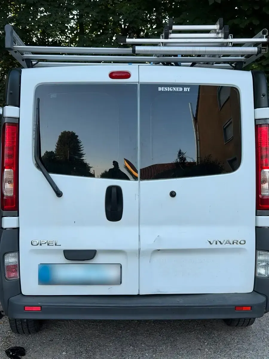 Gebraucht Opel Vivaro 90 PS (66 kW) 2009 Weiß Van / Kleinbus