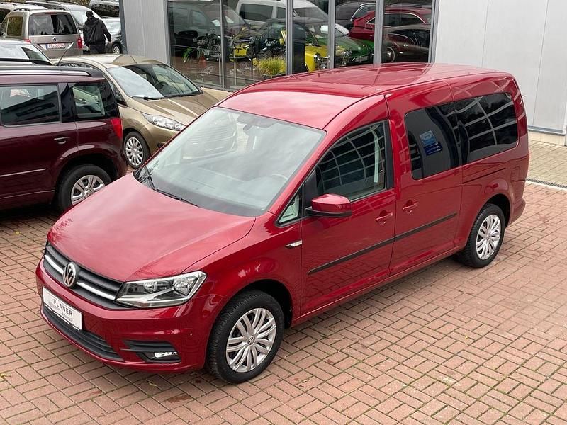 Gebraucht VW Caddy Maxi 131 PS (96 kW) 2018 Rot Van / Kleinbus